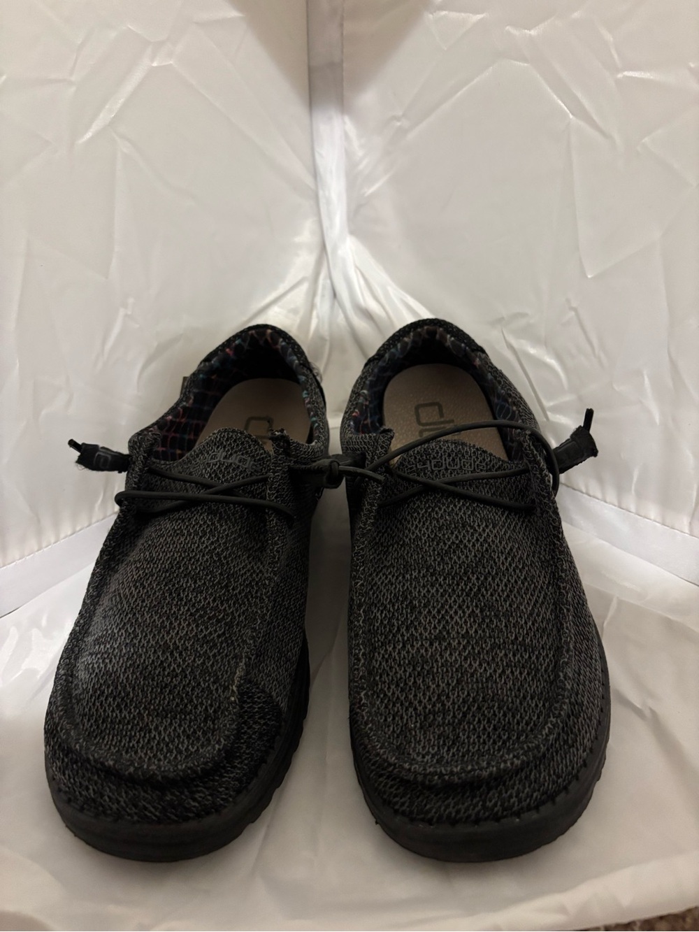 Hey Dude. Size 9